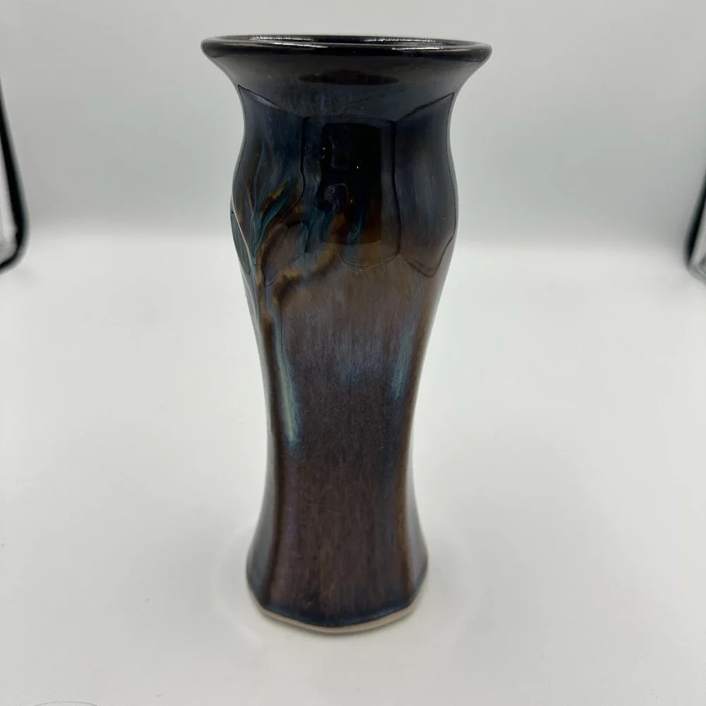 Signed Bill Campbell Studio Pottery Vase‎ Iridescent Blue Brown Glaze 7.5